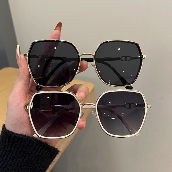 2024 Fashion Outdoor Polarized UV Protection Sunglasses