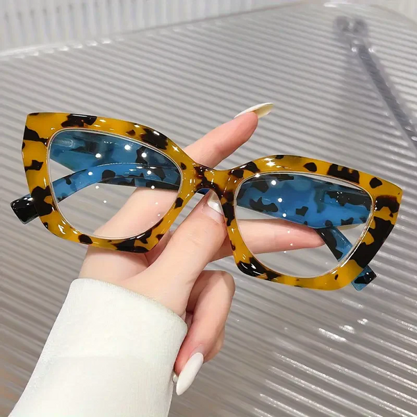 Vintage blue light blocking reading glasses with spring hinges
